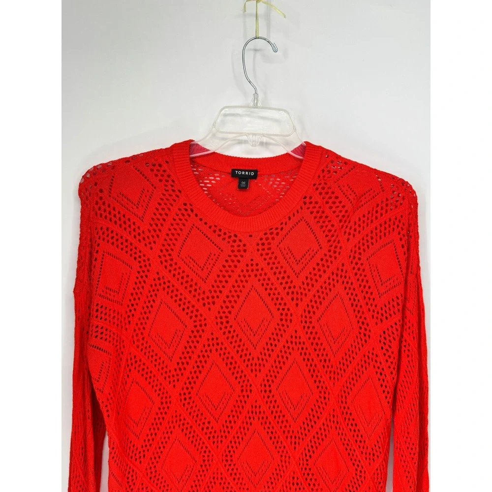 Torrid Sweater Womens M/L Red Excellent Diamond Pointelle Open Knit Crew Neck